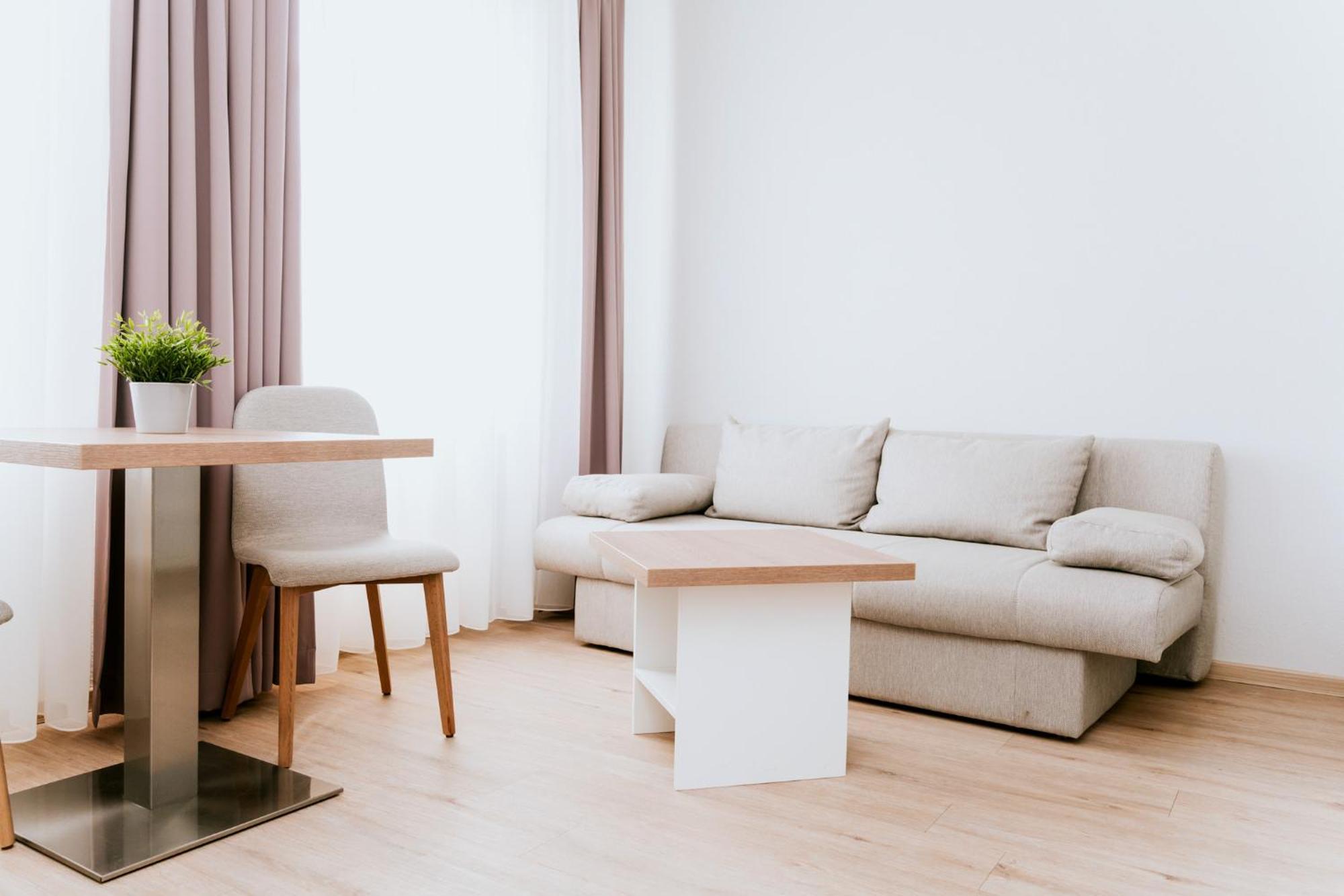 Apartmenthaus Moewenschrei Инзел Поел Екстериор снимка