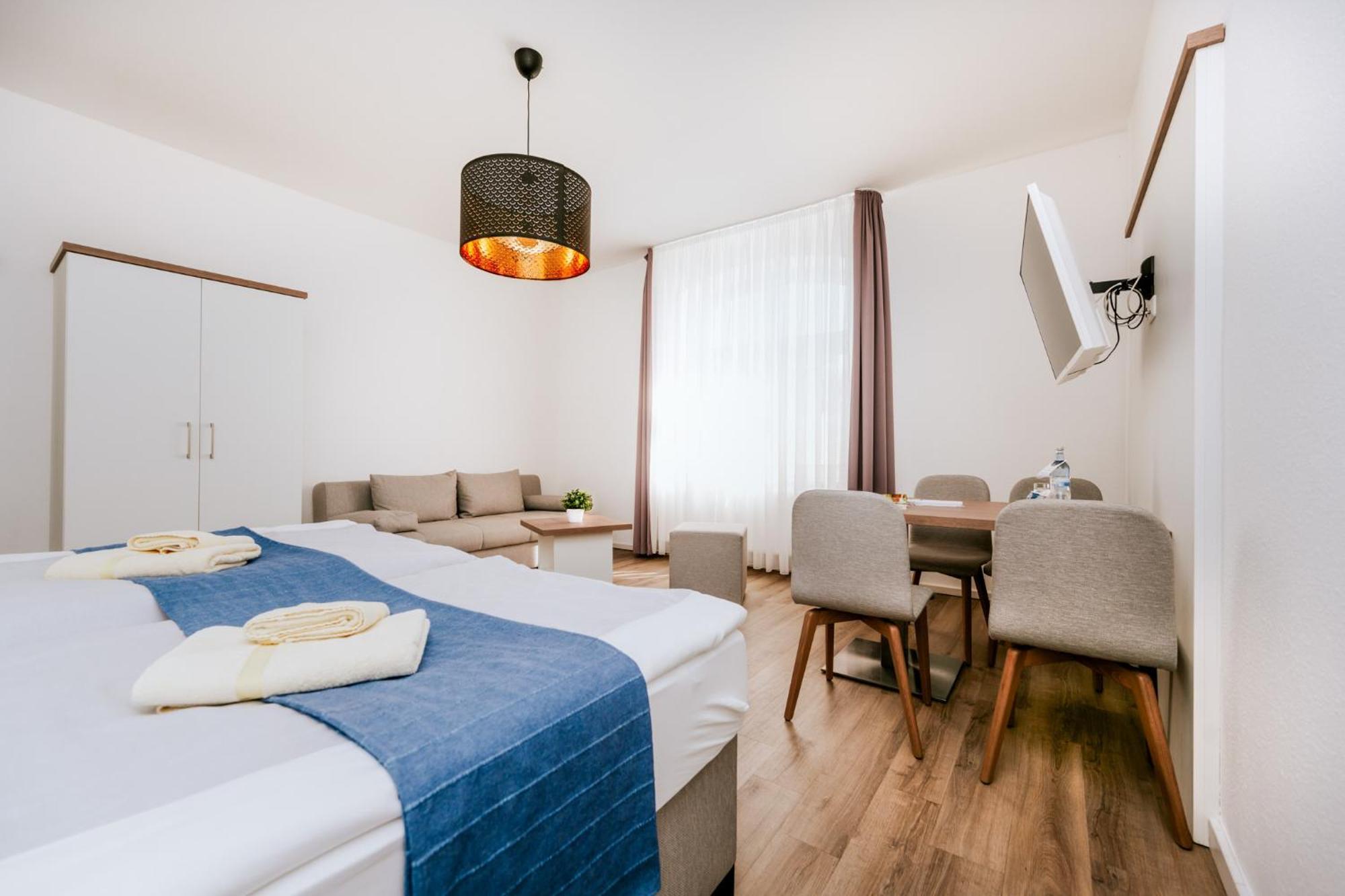 Apartmenthaus Moewenschrei Инзел Поел Екстериор снимка